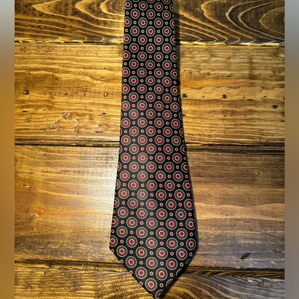 Mercedes High Fashion Geometric Print Silk Neck Tie